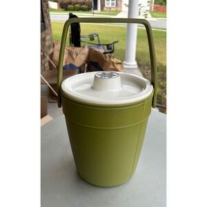 Vintage Rubbermaid Avocado Green Ice Bucket 2260 Snowflake Lid MCM 1970s Retro